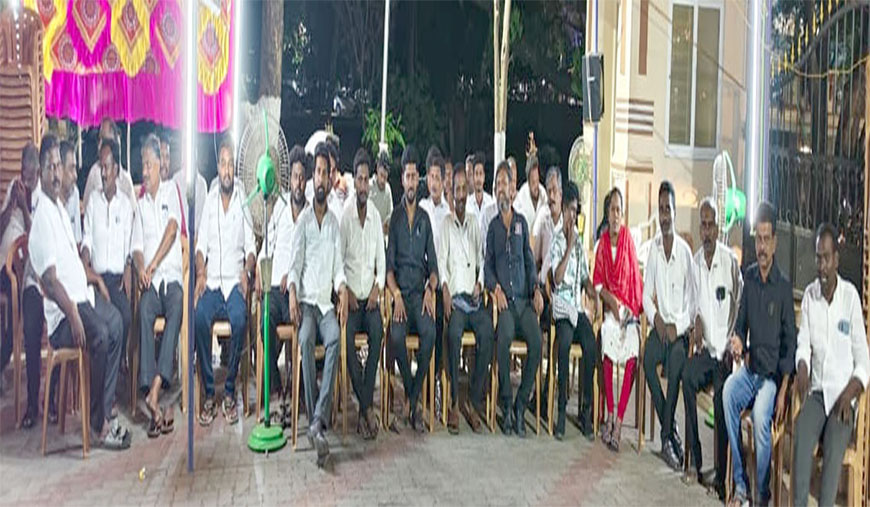 மதுரை வழக்கறிஞர்கள் சங்கத்திற்கு ஆதரவாக தமிழ்நாடு, புதுச்சேரியில் வழக்கறிஞர்கள் நீதிமன்ற புறக்கணிப்பு