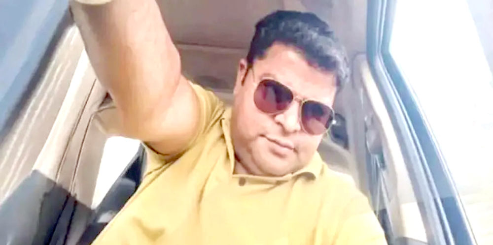 பாஜக இளைஞரணி நிர்வாகி மகன் நீட் வினாத்தாளுக்காக ரூ.10 லட்சம் கொடுத்தது அம்பலமானது