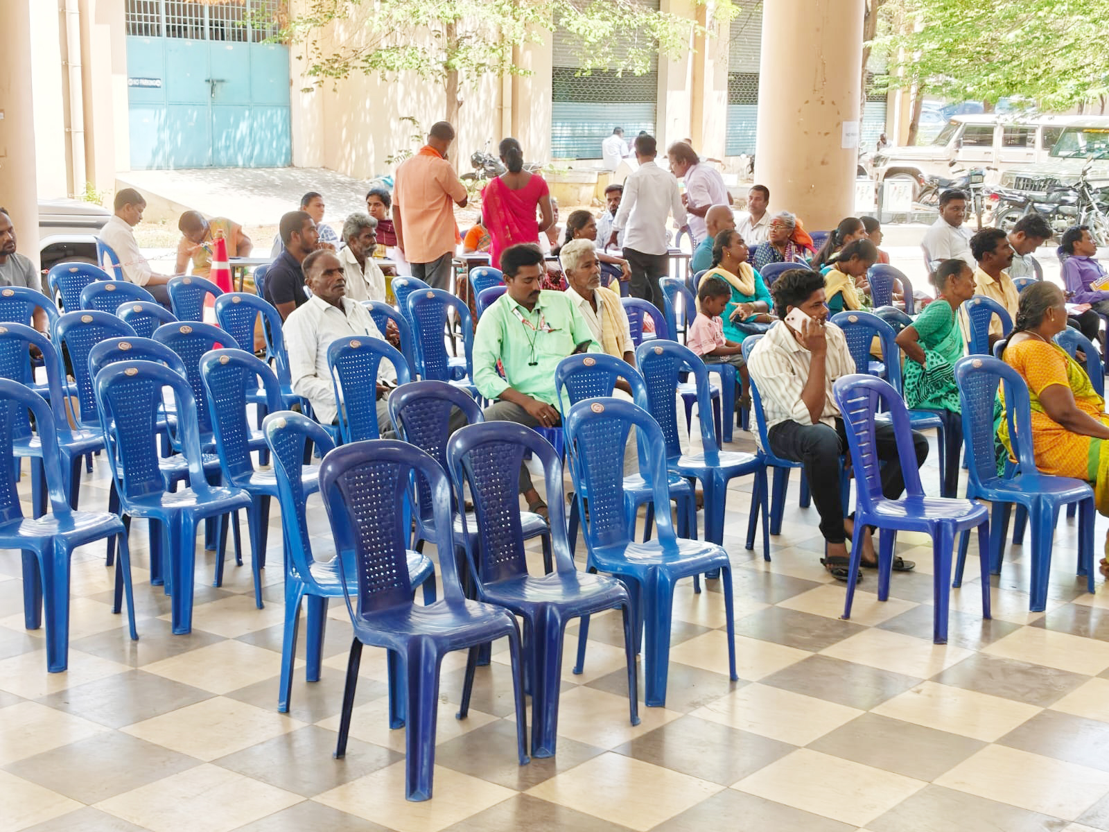 வெறிச்சோடிய மக்கள் குறைதீர் கூட்டம்