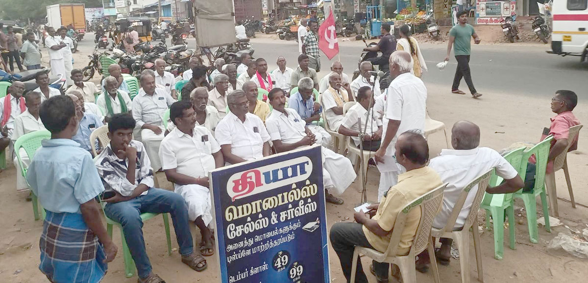 கம்பம், ஆண்டிபட்டியில் விவசாயிகள் சங்கங்கள் ஆர்ப்பாட்டம்
