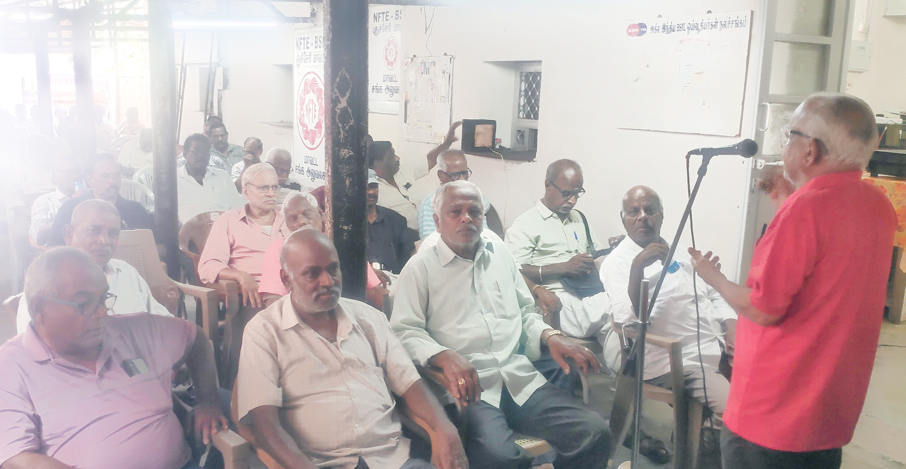 அகவிலைப்படி நிவாரணம் வழங்கக் கோரி பிஎஸ்என்எல் ஓய்வூதியர்கள் தர்ணா