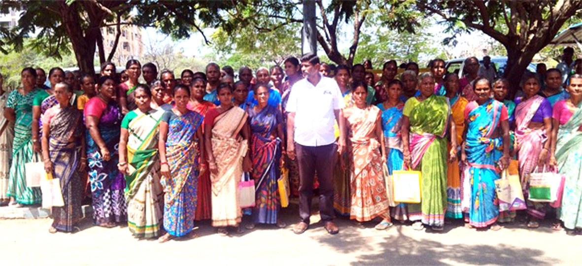 100 நாள் வேலை திட்டத்தை உடனே தொடங்கக் கோரி பெண்கள் முற்றுகை