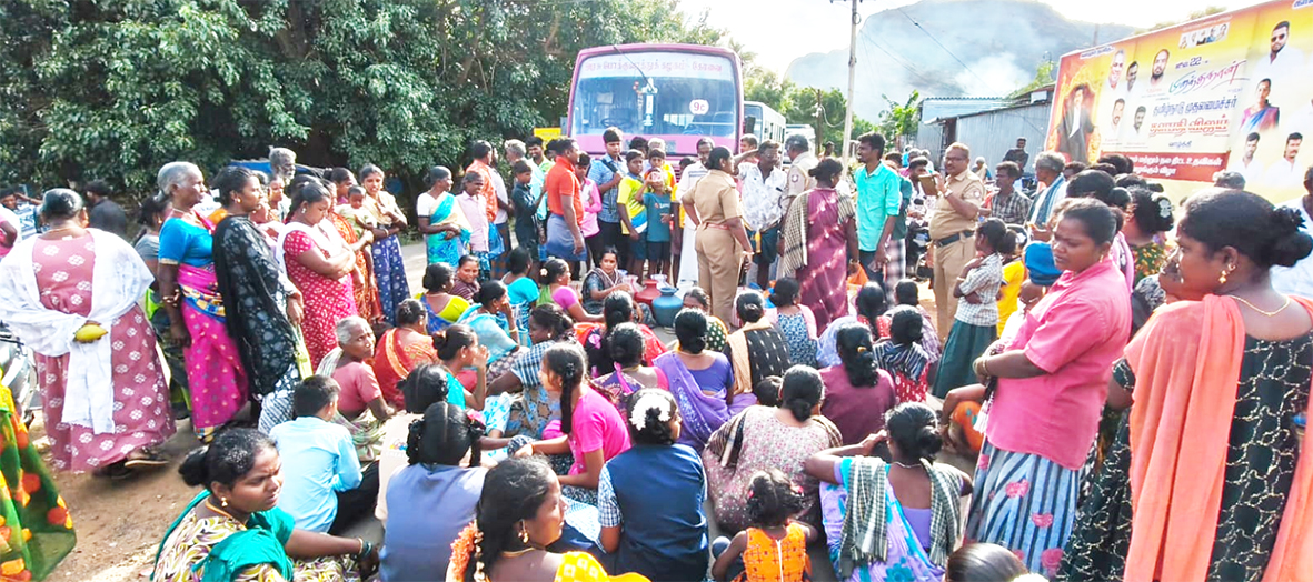 குடிநீர் கேட்டு சாலை மறியல்