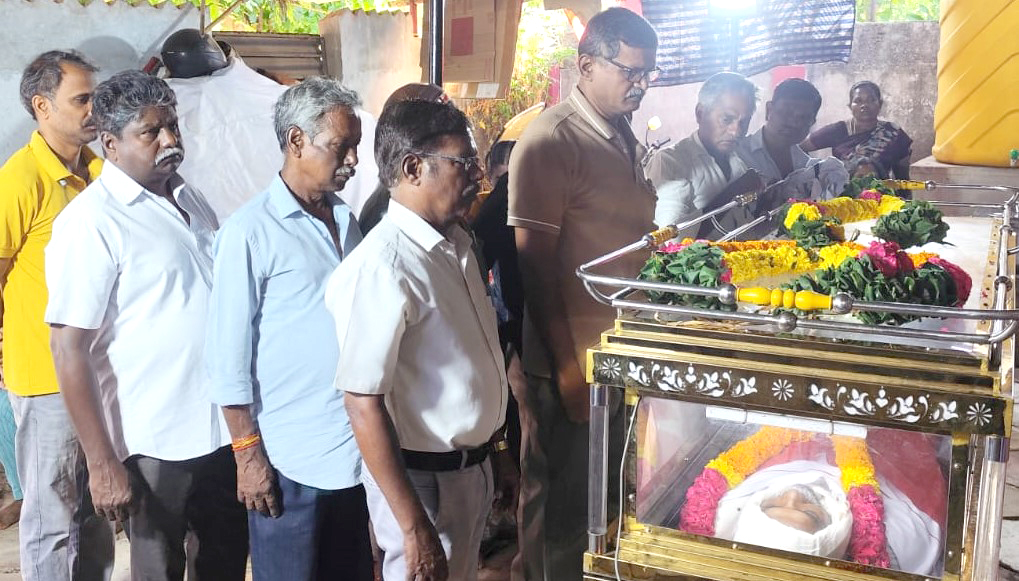 சாதிய ஒடுக்குமுறைக்கு எதிராக உறுதியாக போராடியவர் தோழர் பால்சாமி! இரங்கல் கூட்டத்தில் தலைவர்கள் புகழாரம்