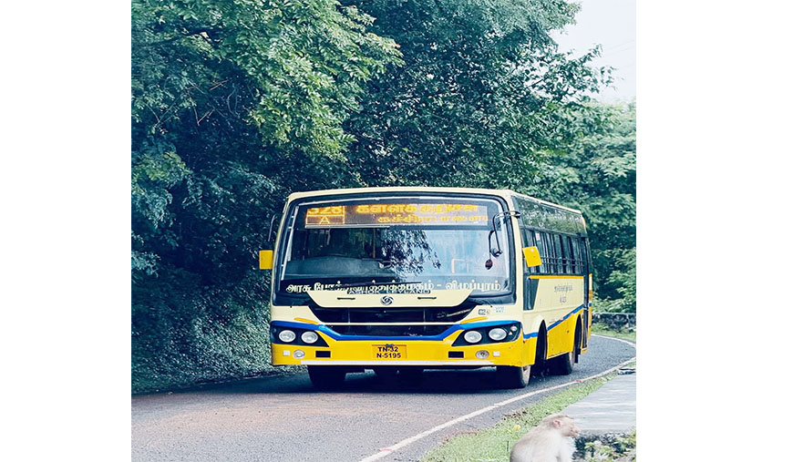 வெள்ளிமலை பஸ் டெப்போவில் தொழிலாளர்களுக்கு அடிப்படை வசதிகள் செய்துதரக்கோரிக்கை
