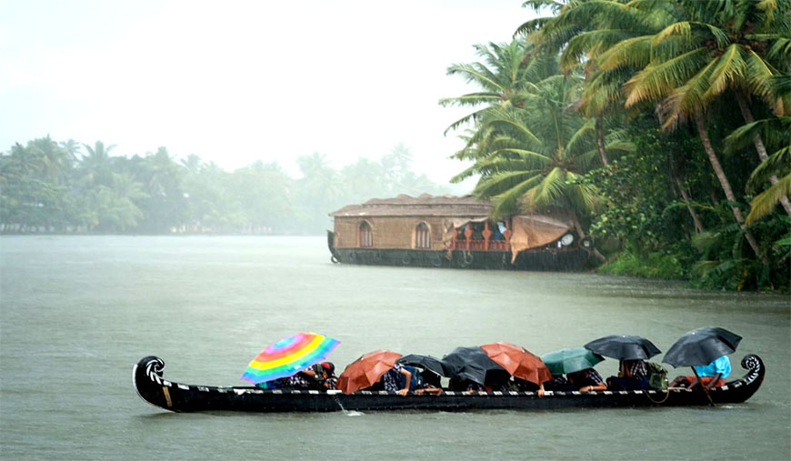 கேரளம் வழியாக இந்தியாவிற்குள் நுழைந்தது தென்மேற்கு பருவமழை