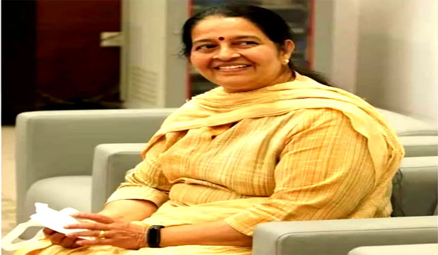 கேரளத்தில் மாணவிகளுக்கு மாதவிடாய் விடுப்பு யுடிஎப் கூட்டணிக்குள்ளேயே கடும் எதிர்ப்பு