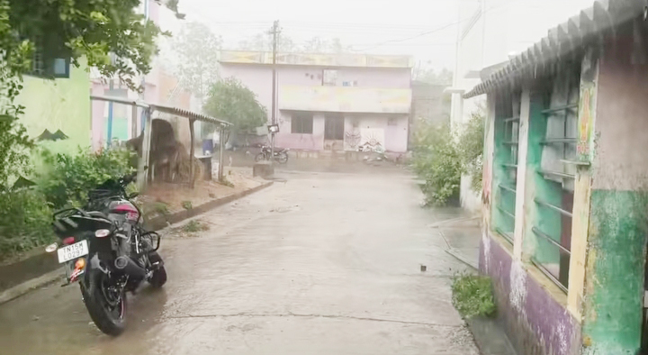 கள்ளக்குறிச்சி மாவட்டத்தில் சூறாவளி காற்றுடன் பலத்த மழை