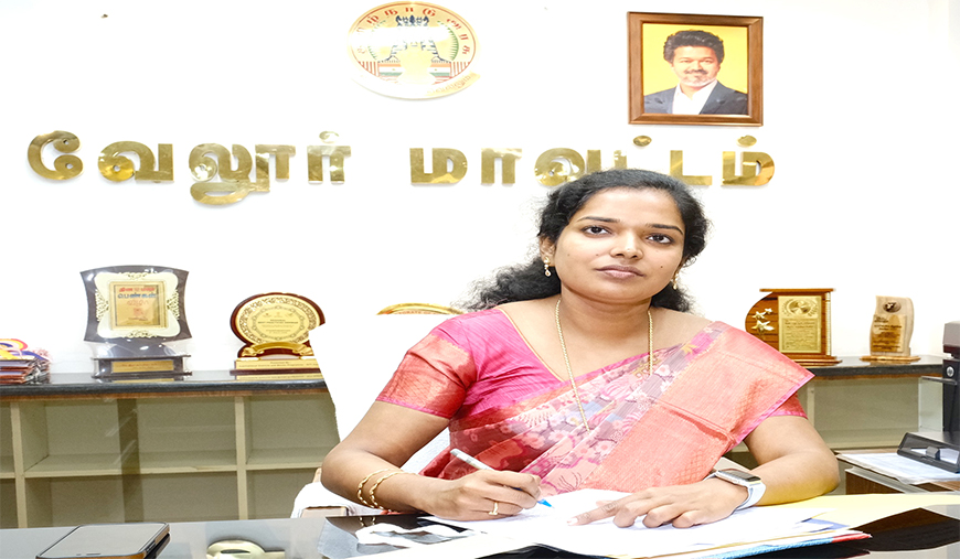 வேலூர் ஆட்சியராக லீலா அலெக்ஸ் பொறுப்பேற்பு!