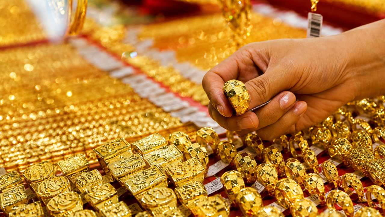 தங்கம் விலை ரூ.1,200 உயர்வு!