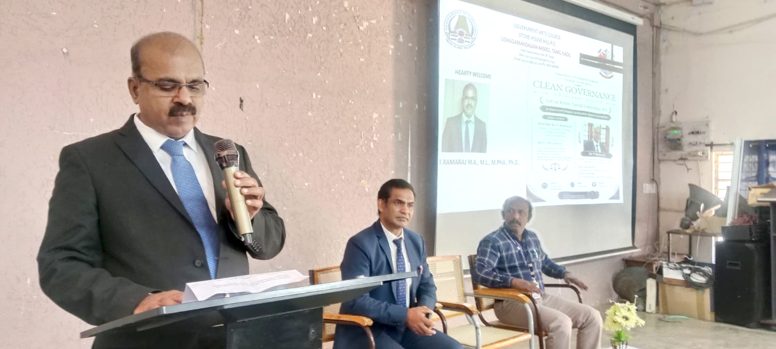 நாட்டின் வளர்ச்சிக்கு எதிரியான ஊழல் மீது போர் தொடுக்க வேண்டும் மக்களுக்கு லோக் ஆயுக்தா உறுப்பினர் வீ. ராமராஜ் அழைப்பு