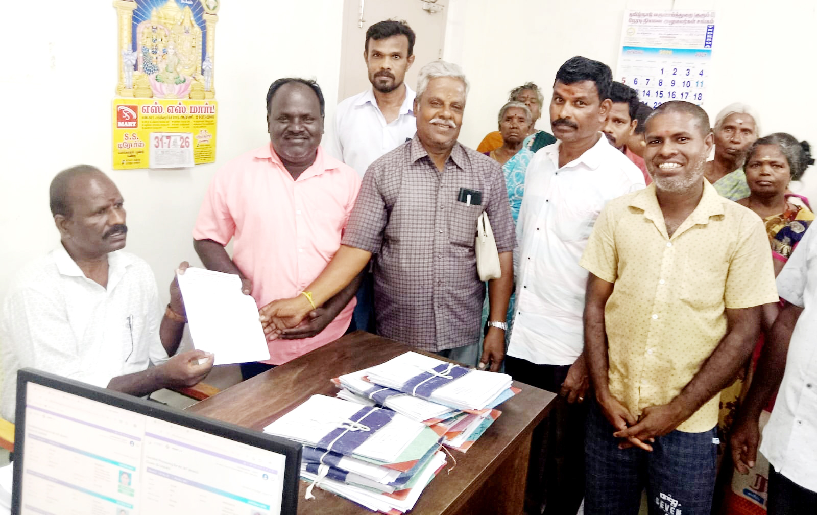 சம்புவராயநல்லூர் கிராமத்திற்கு குடிநீர், தெருவிளக்கு வசதி செய்யக் கோரிக்கை!