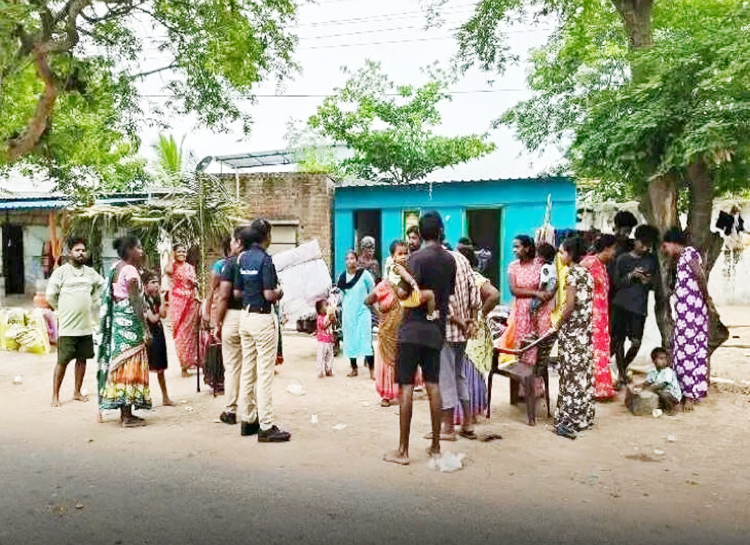 ‘சிங்கப்பெண்’ அதிரடிப்படையினர் விழிப்புணர்வு