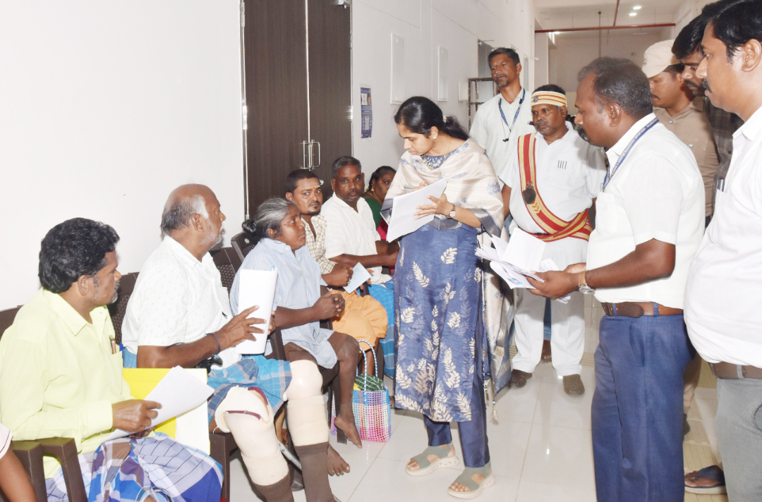 ஆணையருக்கு ஆட்சியர் கண்டிப்பு