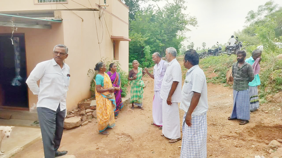 மேச்சேரியில் தீண்டாமை சுவர் குறித்த புகார் ததீஒமு நேரில் ஆய்வு செய்து அரசுக்கு கோரிக்கை