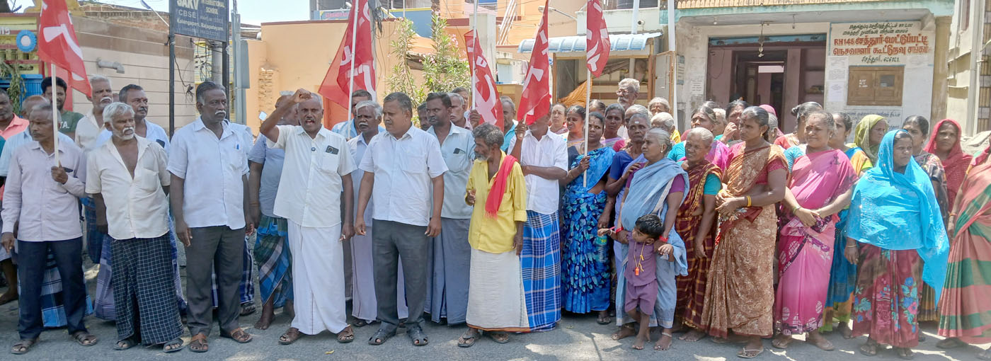 பெடல் தறி நெசவாளர்கள் ஆர்ப்பாட்டம்