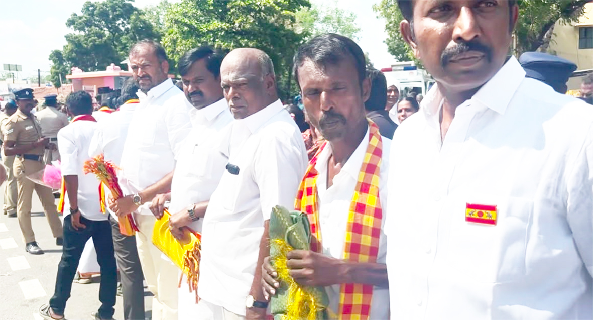 விஜய்யின் வருகை: தவெக நிர்வாகிகள், பிஏபி பாசன விவசாயிகள் ஏமாற்றம்