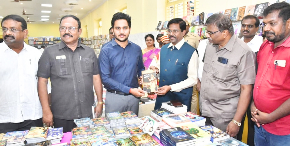 நாமக்கல் புத்தகத் திருவிழா துவக்கம்!
