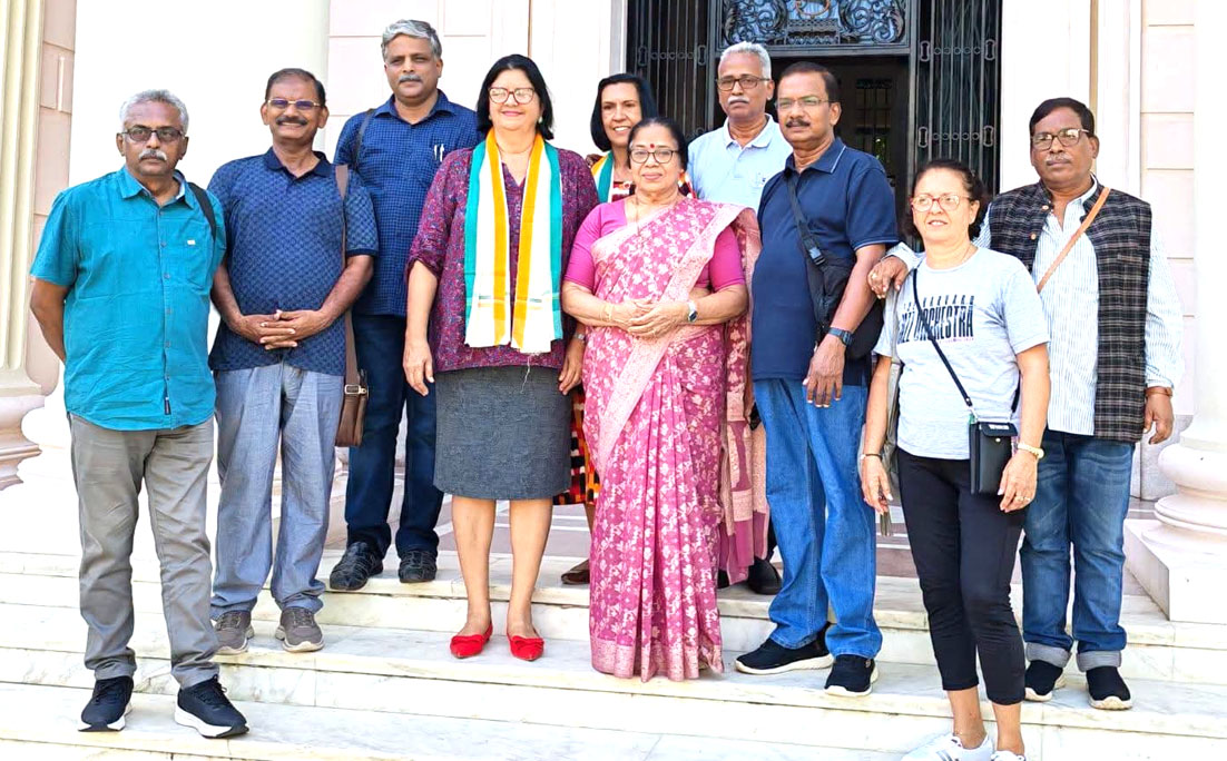 கியூபா ஒரு அரசியல் பயணமும் மார்க்சியப் பாடமும் - பி.வெங்கட்