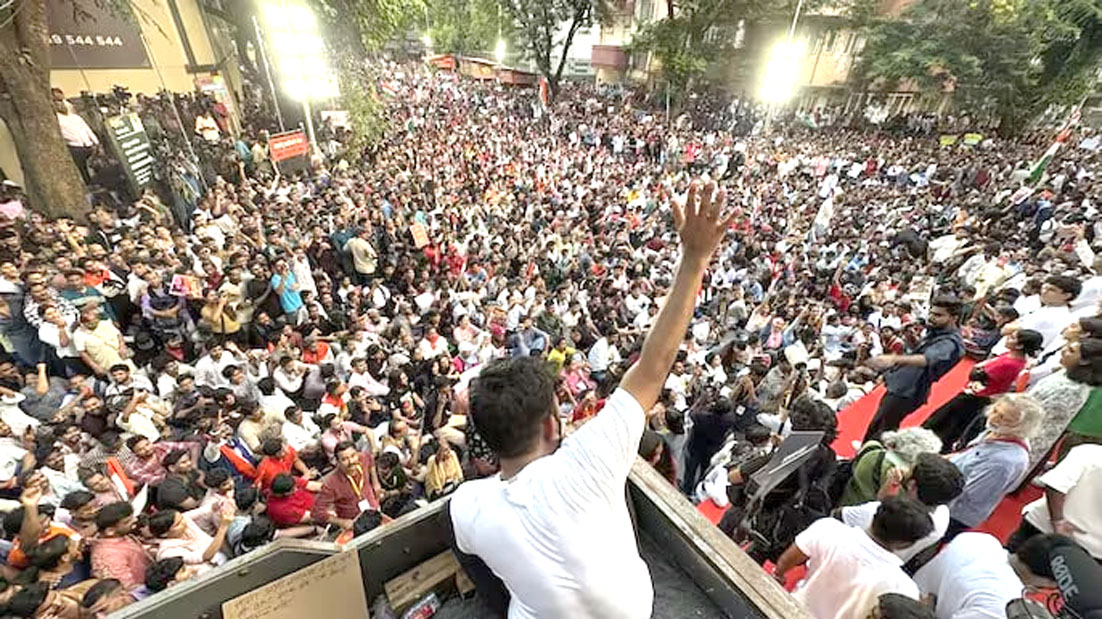 ஞானேஷ் குமார் ராஜினாமா செய்யாவிட்டால் அக். 10 தில்லியை நோக்கிப் பேரணி! மும்பை போராட்டத்திற்குப் பின்பு கரப்பான் பூச்சி ஜனதா கட்சி அறிவிப்பு