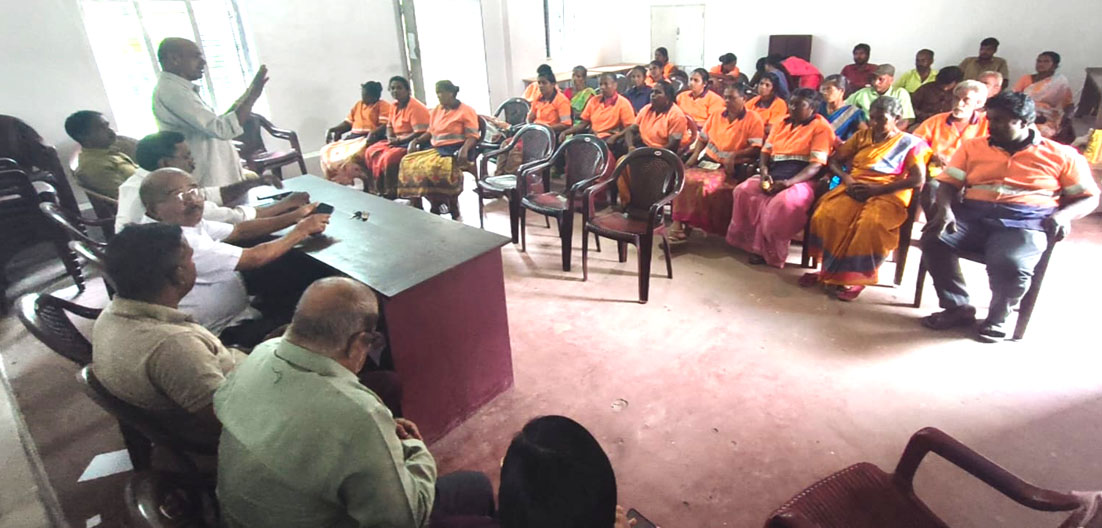 குழித்துறை நகராட்சி தூய்மைப் பணியாளர்களை நிரந்தரம் செய்திடுக! சிஐடியு உள்ளாட்சி ஊழியர் சங்கம் கோரிக்கை